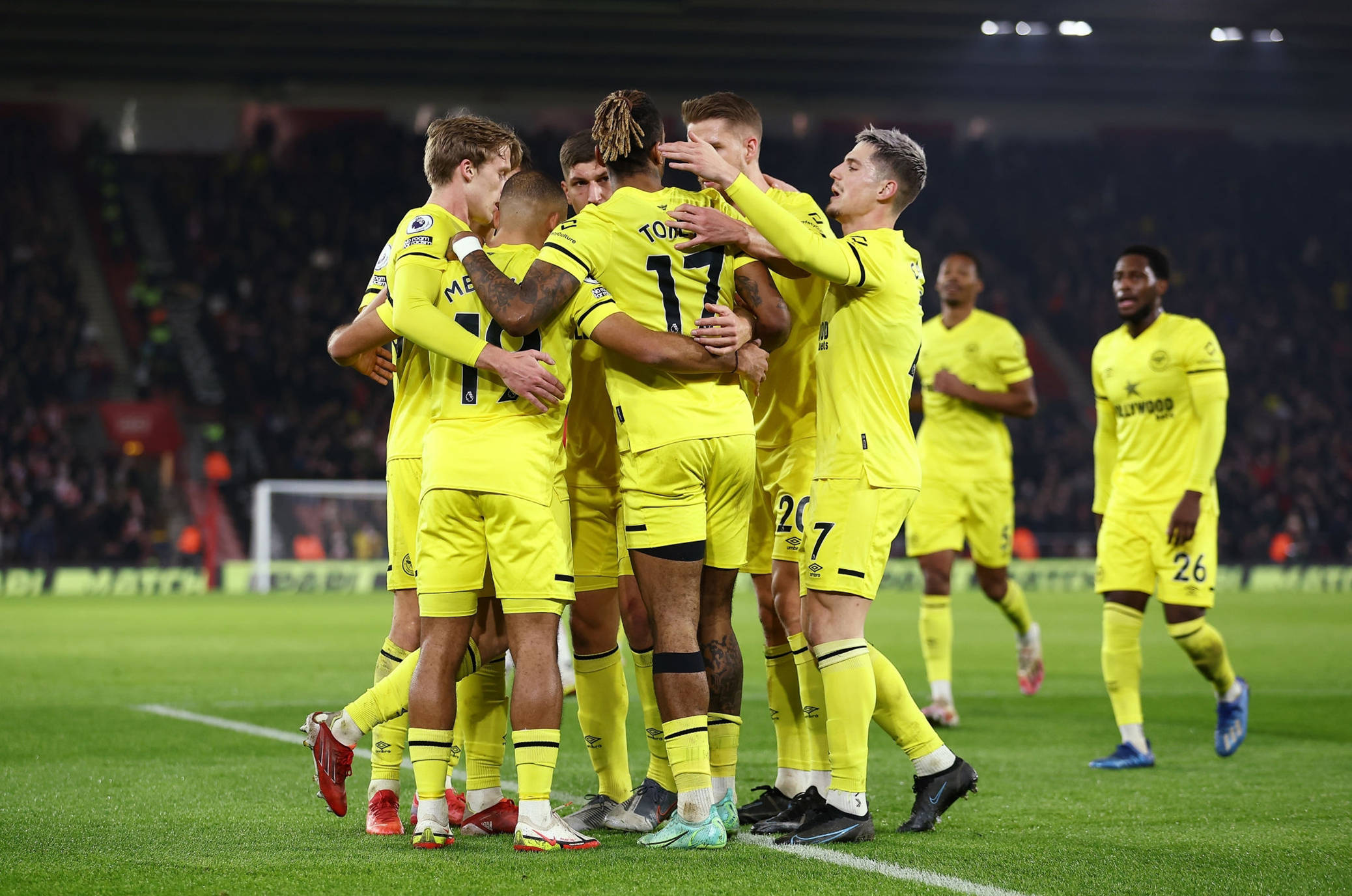 詹姆斯出场1425次上升到NBA历史第八，NBA出场次数最多的是谁？.